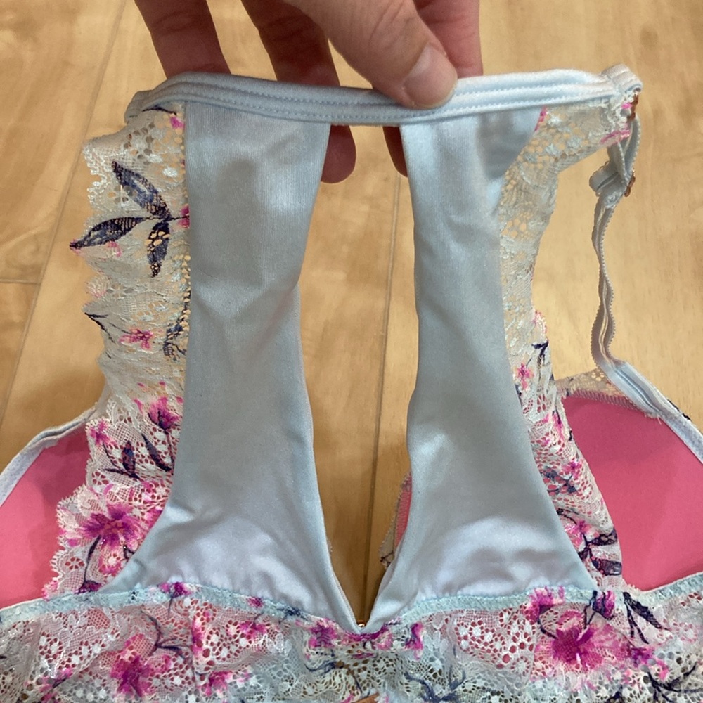 VS “Date push up” bra - Picture 16 of 16